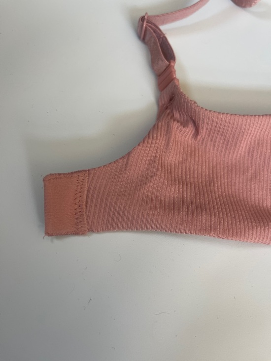 Body by Victoria's Secret Perfect Shape bra, 32D - Picture 4 of 4